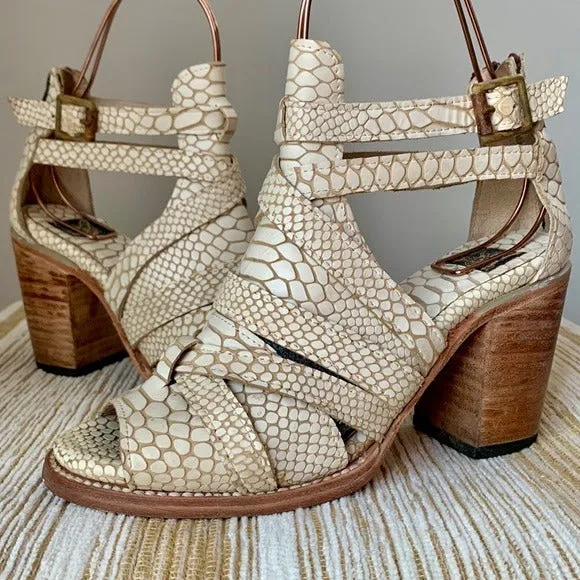 FREEBIRD BY STEVEN Claw White Snake Leather Strappy Boho Western Sandals