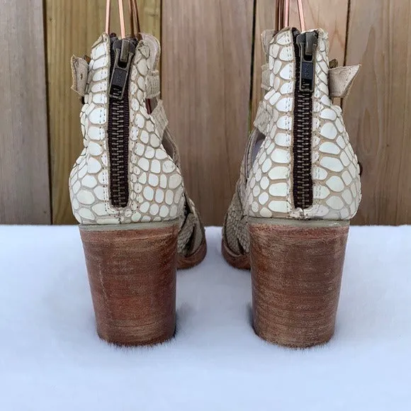 FREEBIRD BY STEVEN Claw White Snake Leather Strappy Boho Western Sandals