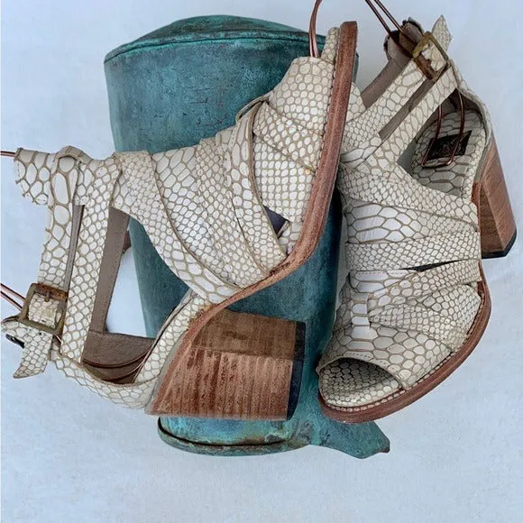 FREEBIRD BY STEVEN Claw White Snake Leather Strappy Boho Western Sandals