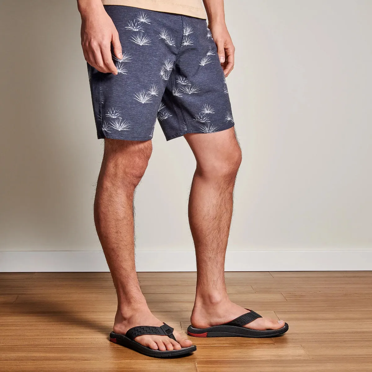 OluKai ‘Awiki Sandals