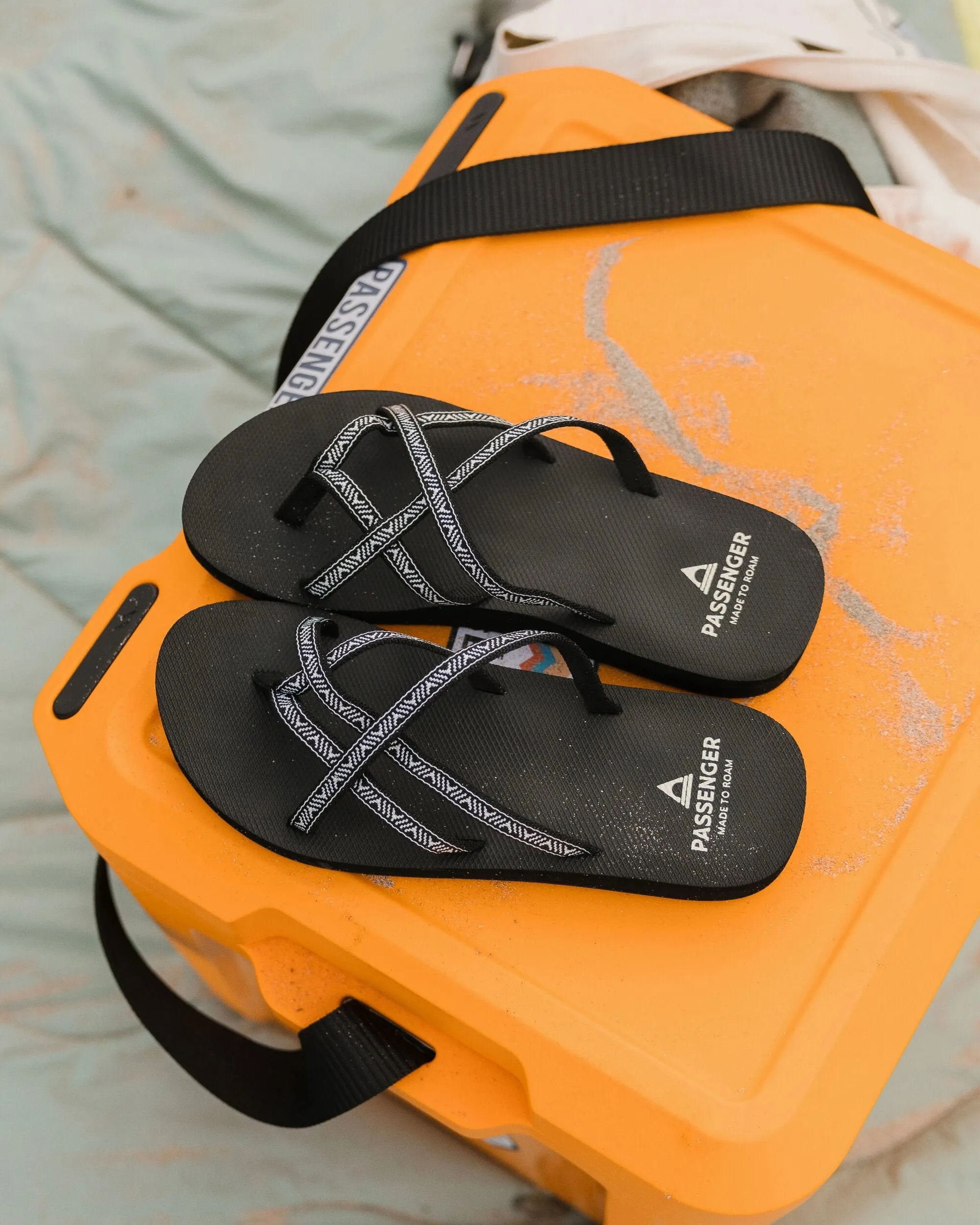 Siren Sandals - Trail Monochrome